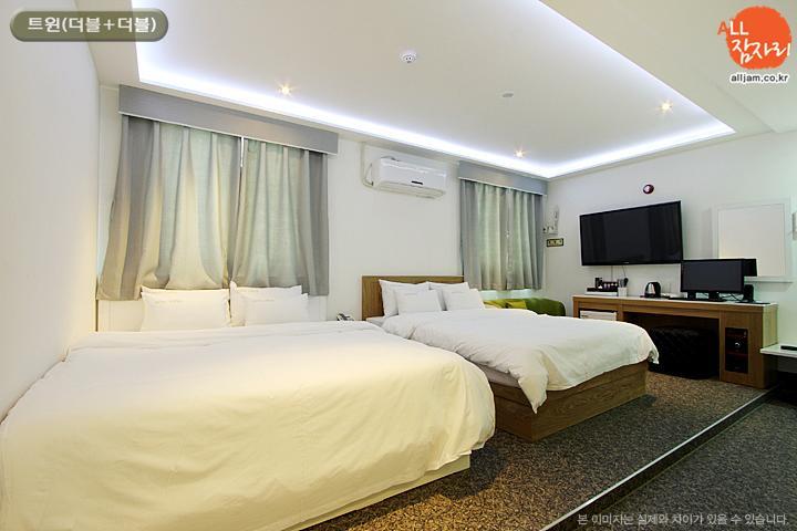 The Hotel Bon Suwon Pokoj fotografie