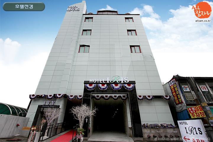 The Hotel Bon Suwon Exteriér fotografie
