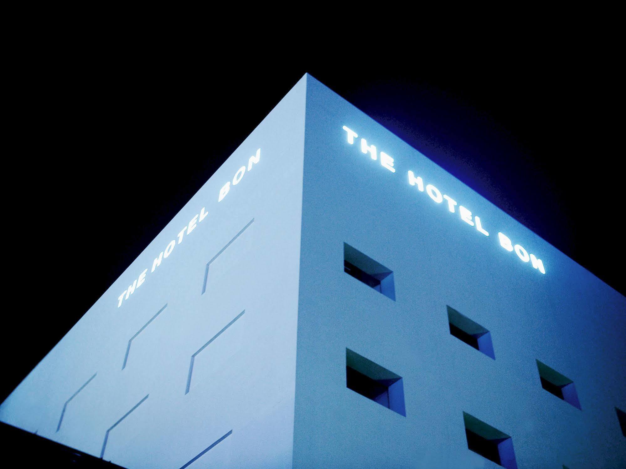 The Hotel Bon Suwon Exteriér fotografie