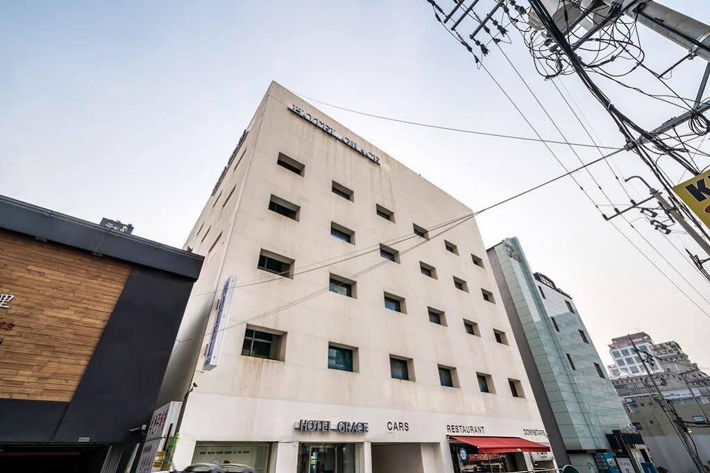 The Hotel Bon Suwon Exteriér fotografie